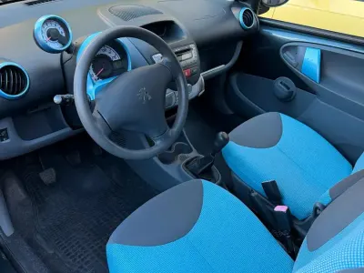 Gebraucht Peugeot 107 68 PS (50 kW) 2008 Kleinwagen