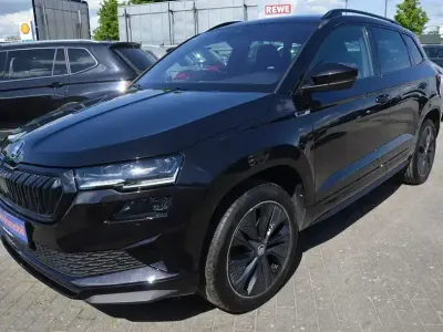 Gebraucht Skoda Karoq SportLine 150 PS (110 kW) 2024 Schwarz SUV