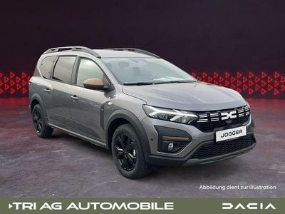 Grau Gebraucht 2025 Dacia Jogger Extreme Van / Kleinbus | 26.780 € (Fairer Preis)