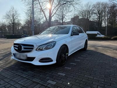 Gebraucht 2013 Mercedes E200 Limousine | 9.999 € (Fairer Preis)