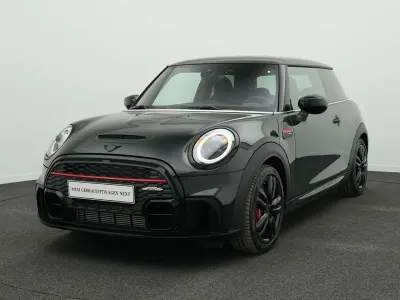 Gebraucht Mini John Cooper Works 231 PS (169 kW) 2024 Grün Kleinwagen