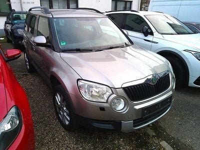 Beige Gebraucht 2012 Skoda Yeti Plus Edition SUV | 4.699 € (Fairer Preis)