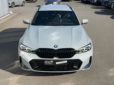 Second-hand BMW 330 M Sport 245 CP (180 kW) 2024 Gri Break
