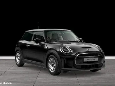 Gebraucht Mini Cooper SE 135 kW (184 PS) 2023 Schwarz Kleinwagen
