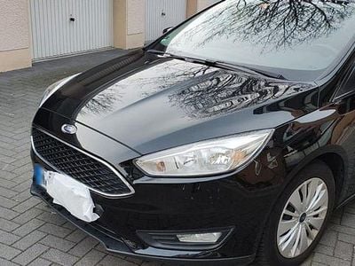Gebraucht Ford Focus Business Edition 120 PS (88 kW) 2016 Schwarz Kombi