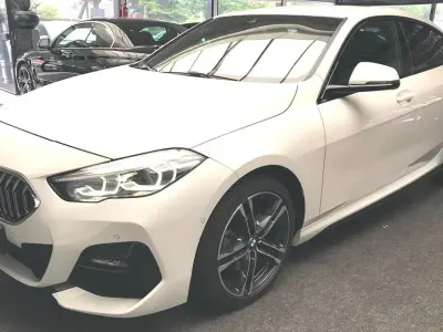 Gebraucht BMW 218 M Sport 136 PS (100 kW) 2023 Weiß Coupé