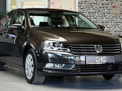 Gebraucht VW Passat 122 PS (89 kW) 2012 Braun Limousine