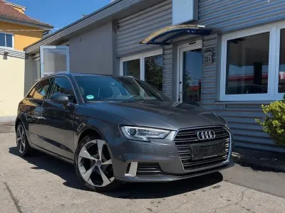 Second-hand Audi A3 S-Line 150 CP (110 kW) 2018 Gri Berlinǎ