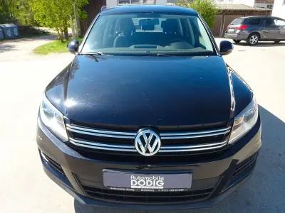 Gebraucht VW Tiguan Trendline 122 PS (89 kW) 2014 Schwarz SUV