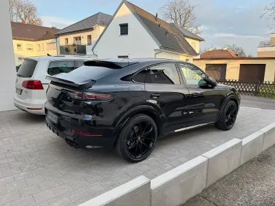 Gebraucht Porsche Cayenne S Sport 441 PS (324 kW) 2020 Schwarz SUV