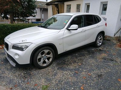 Gebraucht BMW X1 143 PS (105 kW) 2011 Weiß SUV