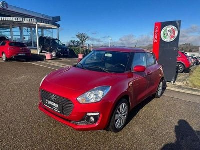 Gebraucht Suzuki Swift Comfort 90 PS (66 kW) 2018 Burning red pearl metallic Kleinwagen