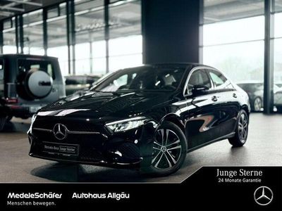Gebraucht Mercedes A180 Progressive 136 PS (100 kW) 2024 Lack kosmosschwarz Limousine