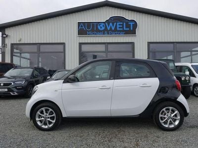 Gebraucht Smart ForFour 71 PS (52 kW) 2016 Weiß Kleinwagen