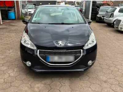 Gebraucht Peugeot 208 68 PS (50 kW) 2014 Blau Kleinwagen