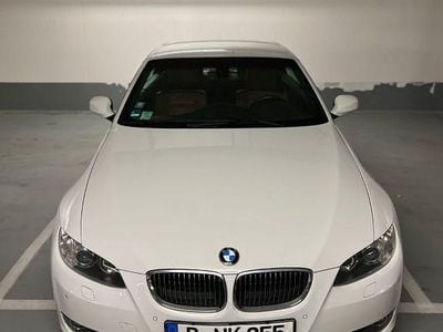Gebraucht BMW 325 Cabriolet 197 PS (144 kW) 2009 Weiß Cabrio