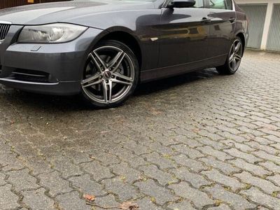 gebraucht BMW 330 i E90 6 Zylinder