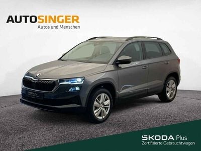 Graphitegrau metallic Gebraucht 2024 Skoda Karoq Selection SUV | 29.780 € (Guter Preis)