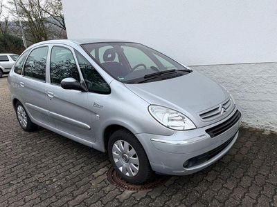 Gebraucht Citroën Xsara Picasso Exclusive 109 PS (80 kW) 2006 Silber Van / Kleinbus