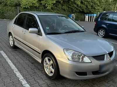 Gebraucht Mitsubishi Lancer 98 PS (72 kW) 2003 Silber Limousine