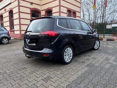 Schwarz Gebraucht 2015 Opel Zafira Van / Kleinbus | 5.600 € (Teuer)