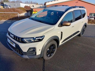 Neu Dacia Jogger Extreme 109 PS (80 kW) 2026 Grau Van / Kleinbus