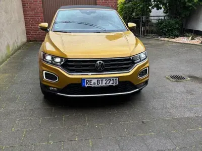 Gebraucht VW T-Roc Move 116 PS (85 kW) 2022 Gold SUV