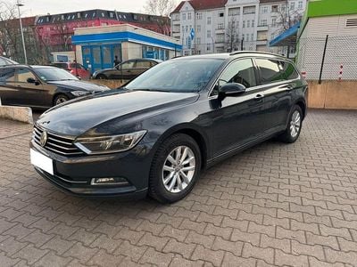 Gebraucht VW Passat Comfortline 150 PS (110 kW) 2015 Grau Kombi