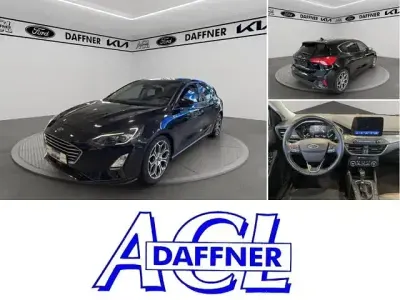 Używany Ford Focus Titanium 125 KM (91 kW) 2019 Czarny Sedan/Limuzyna