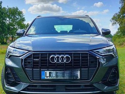 Gebraucht Audi Q3 S-Line 190 PS (139 kW) 2019 Grau SUV