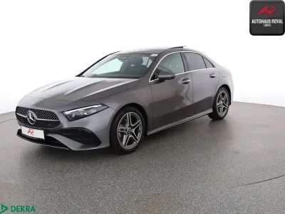 Gebraucht Mercedes A200 AMG 163 PS (119 kW) 2023 Mountaingrau Limousine
