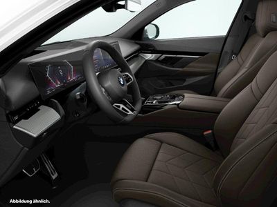 Gebraucht 2025 BMW 520 Comfort Edition Kombi | 61.241 € (Fairer Preis)