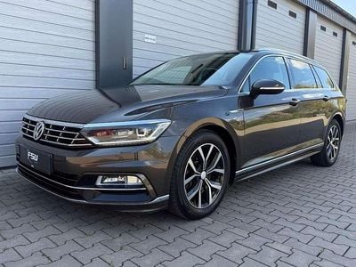 Usata VW Passat R-line 239 CV (175 kW) 2017 Marrone Station wagon