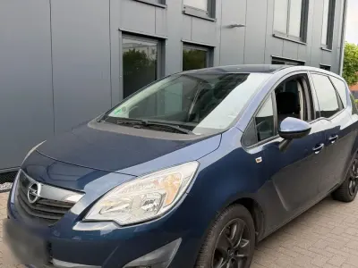 Gebraucht Opel Meriva 101 PS (74 kW) 2011 Van / Kleinbus