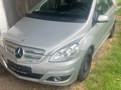 Gebraucht Mercedes B170 Edition 116 PS (85 kW) 2008 Silber Van / Kleinbus