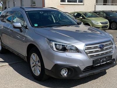 Usado Subaru Outback Comfort 150 HP (110 kW) 2015 Prateado Carrinha