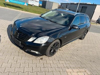Usata Mercedes E350 231 CV (169 kW) 2010 Nero Station wagon