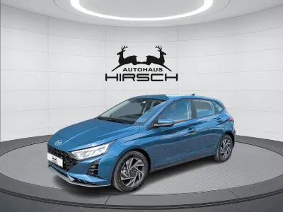 Neu Hyundai i20 Trend 90 PS (66 kW) 2026 Blau Kleinwagen