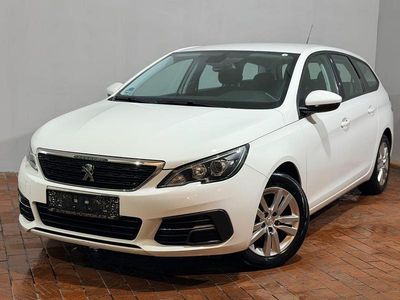 Gebraucht Peugeot 308 SW Active 131 PS (96 kW) 2020 Weiß Kombi