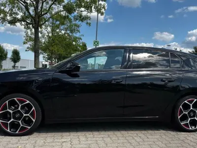 Gebraucht Opel Astra GS Line 131 PS (96 kW) 2022 Schwarz Kleinwagen
