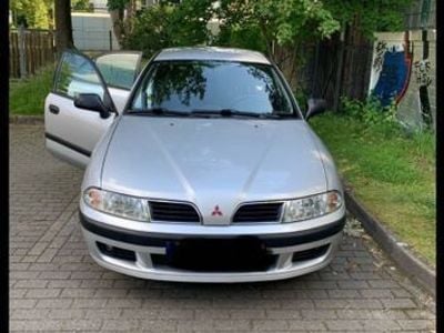 Mitsubishi Carisma