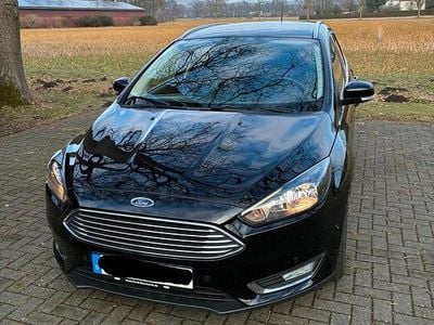 Begagnad Ford Focus Titanium 125 HK (91 kW) 2016 Svart Kombi