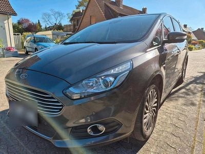 Second-hand Ford S-MAX S 150 CP (110 kW) 2018 Gri Monovolum