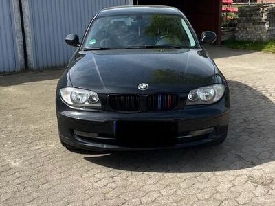 gebraucht BMW 116 i in Schwarz