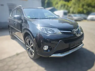 Gebraucht Toyota RAV4 Edition-S 150 PS (110 kW) 2015 Schwarz SUV