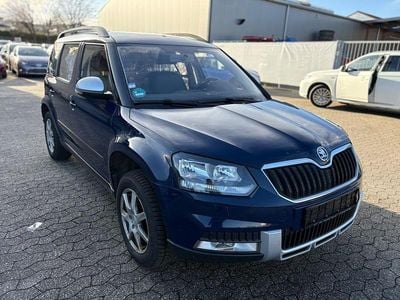 Blau Gebraucht 2015 Skoda Yeti Active SUV | 5.950 € (Guter Preis)