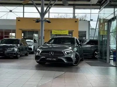 Gebraucht Mercedes A250 AMG line 224 PS (164 kW) 2022 Mountaingrau Limousine