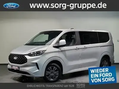 Gebraucht Ford Tourneo Custom Titanium 136 PS (100 kW) 2025 Silber Van