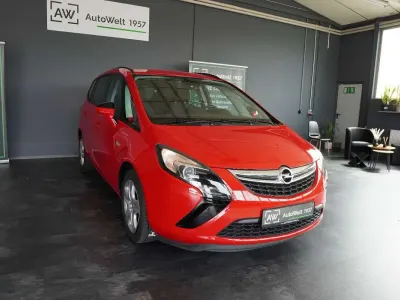 Gebraucht Opel Zafira Tourer Edition 110 PS (80 kW) 2012 Rot Van / Kleinbus