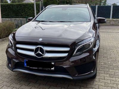 gebraucht Mercedes CLA200 AMG Line